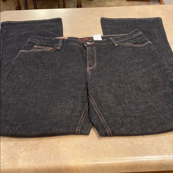 Women’s new with tags Eddie Bauer jeans size 14L - Picture 3 of 7
